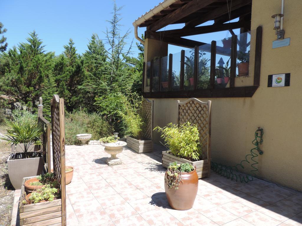 Hôtel Les deux lions à Alairac Extérieur photo